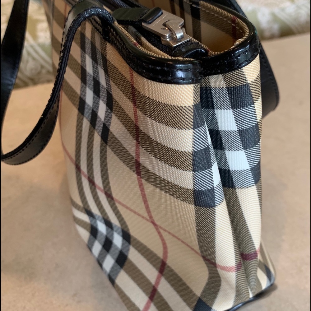 Burberry Nova Check Canvas Bag with Black Trim. - Picture 5 of 5